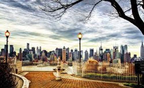 I LIKE NEW YORK IN JUNE